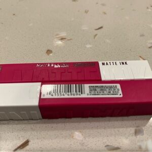 Maybelline Matte Ink Lip Color in Pink
2 tubes NEW
